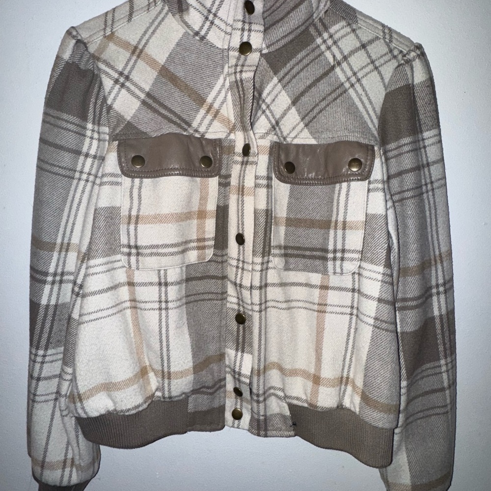 Plaid Button-Up Women's Jacket